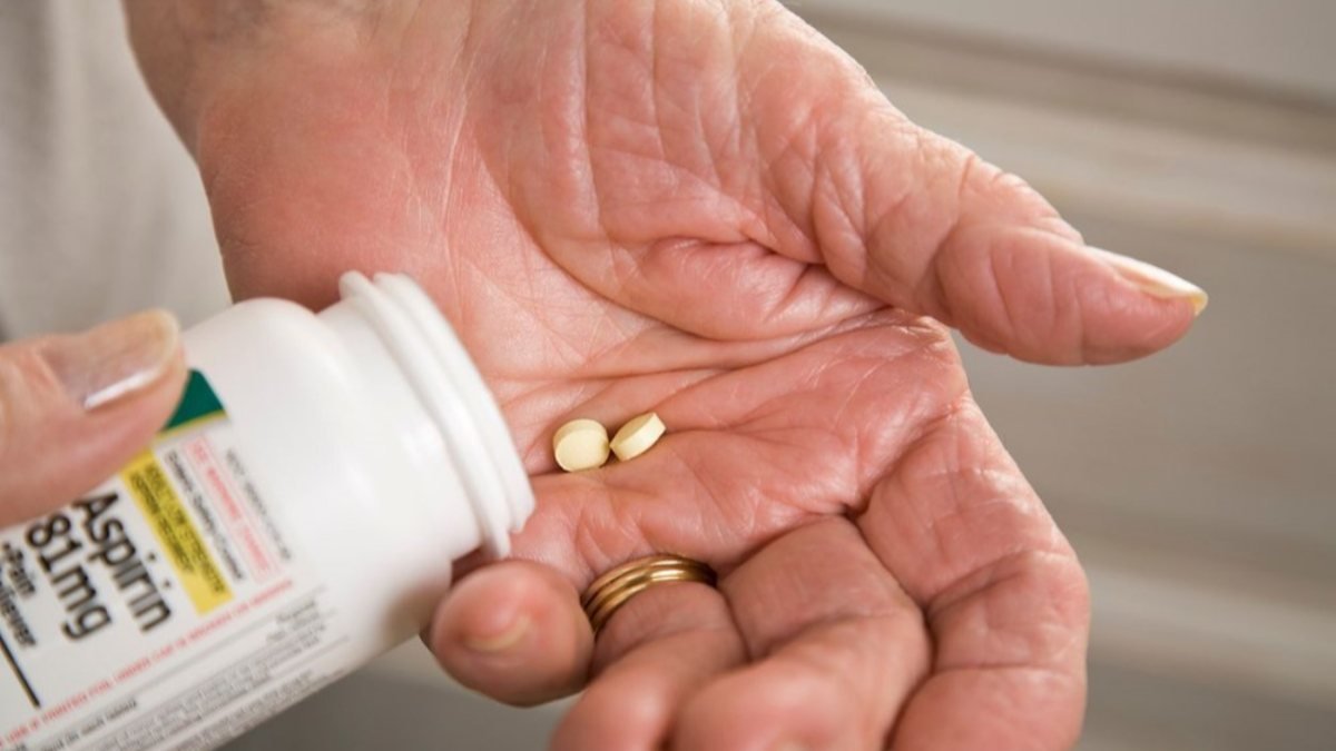 Koronavirüse karşı Aspirin, ölüm riskini yüzde 50 azaltıyor