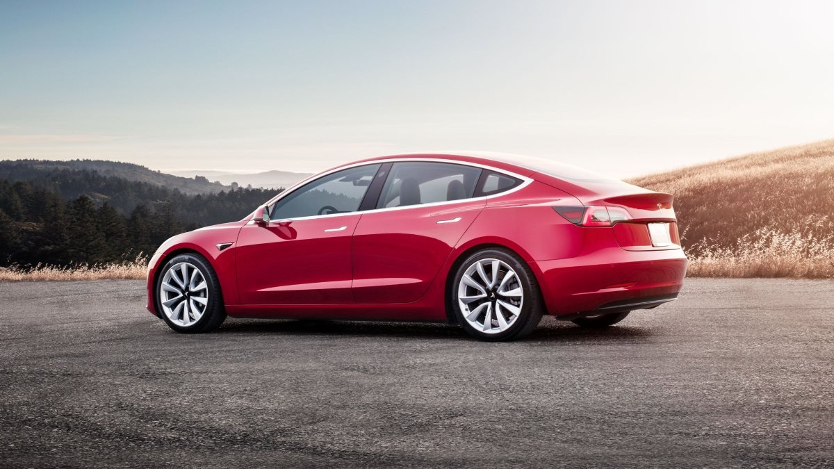 Tesla'nın Model 3 araçları Çin'den Avrupa'ya geliyor