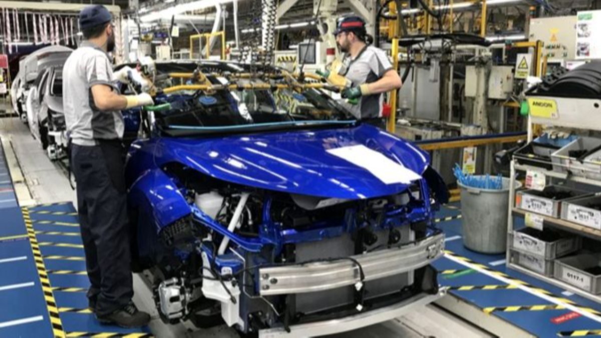 Toyota, bu yıl üretimin eylül ayında ilk defa arttığını açıkladı