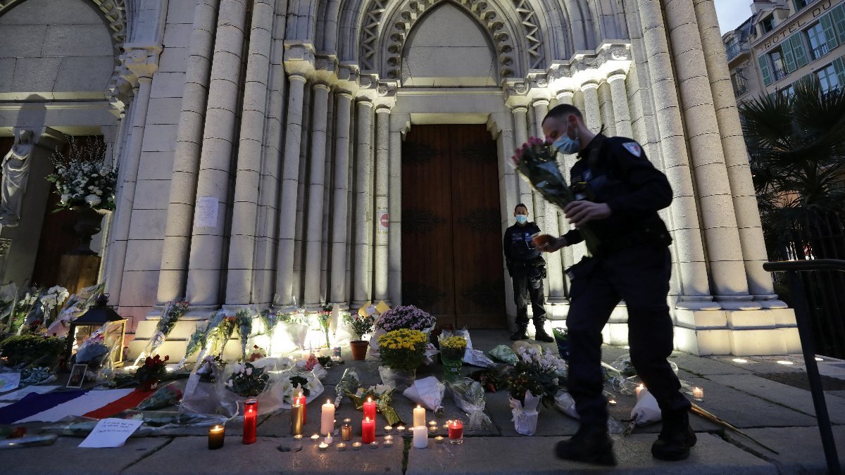 Fransa'daki bıçaklı saldırıyla ilgilli yeni gözaltı