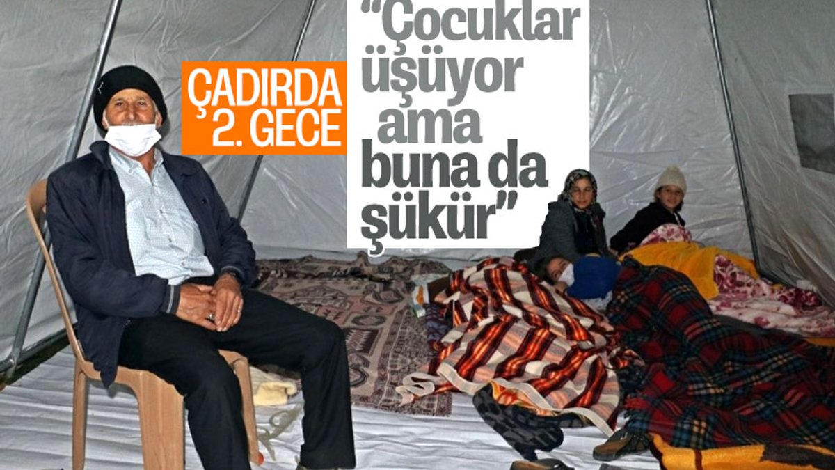 İzmir'de depremzedeler 2. geceyi de çadırlarda geçirdi