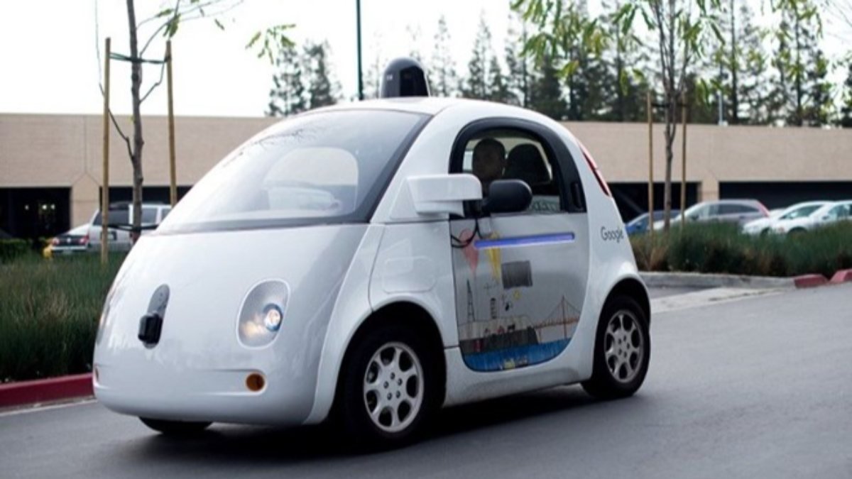 Google'ın sürücüsüz araçları 9,76 milyon kilometre yol katetti