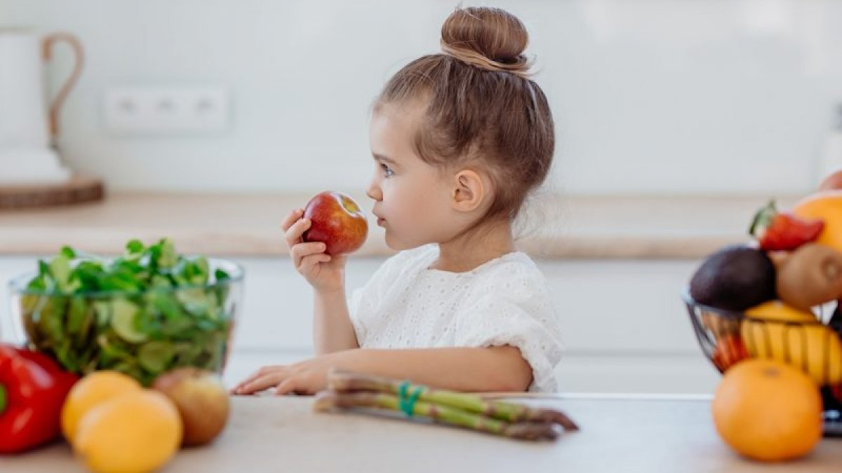 Kötü beslenen çocukların boyu kısa kalıyor