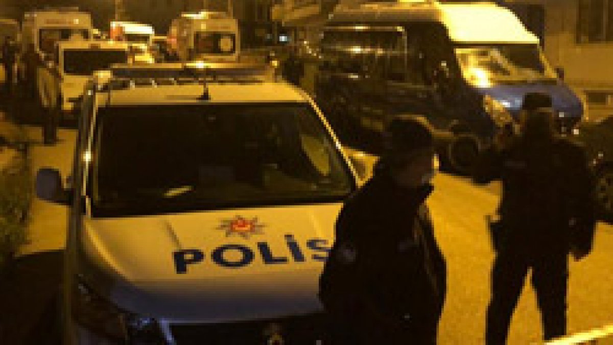 Ankara'da bir kişi, tartıştığı eşini ve 2 çocuğunu öldürdü