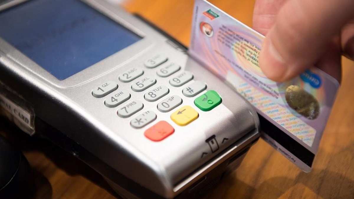 Koronavirüste, temassız kartlı ödemelerin payı 2 kat arttı