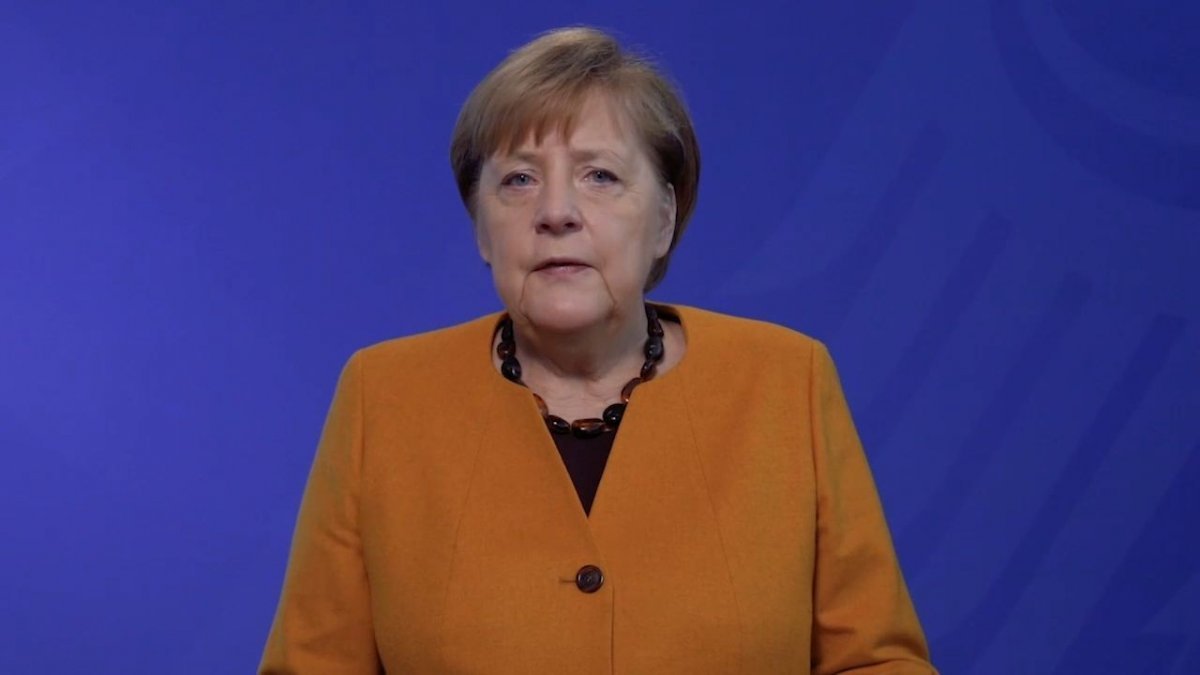 Almanya Başbakanı Merkel: Virüs hayatımızı uzun süre belirleyecek bir rol oynayacak