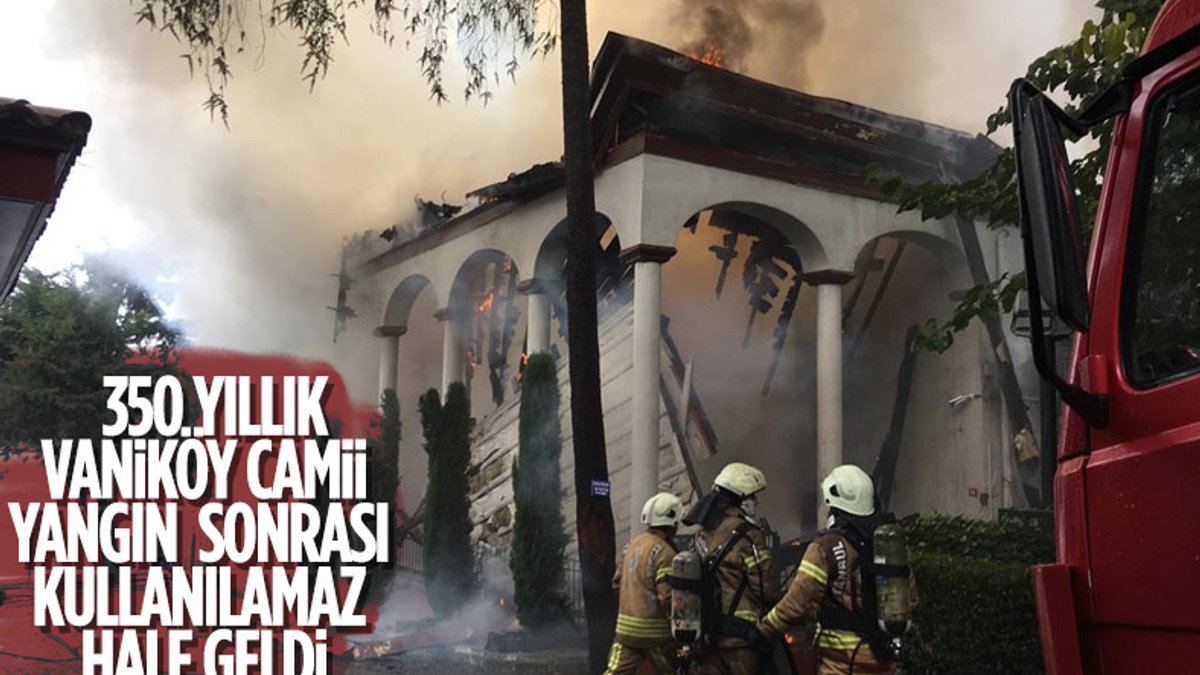 Vaniköy Camii'nde yangın