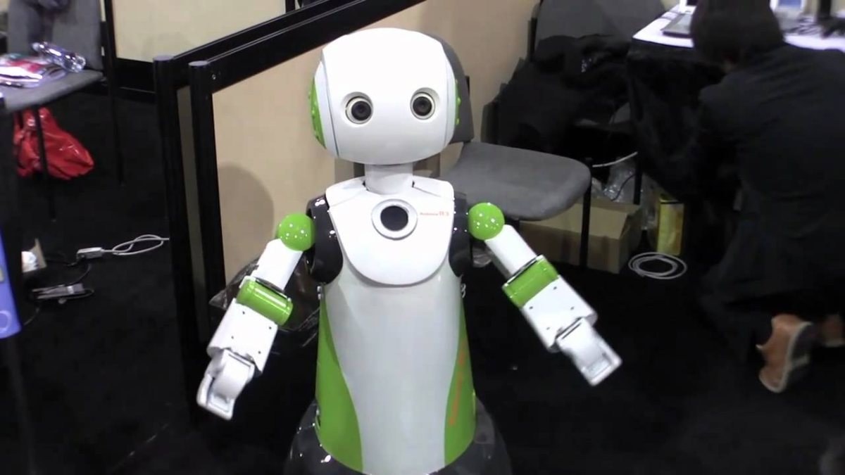 Japonya'da maske takmayanları ve sosyal mesafeye uymayanları tespit eden robot: Robovie