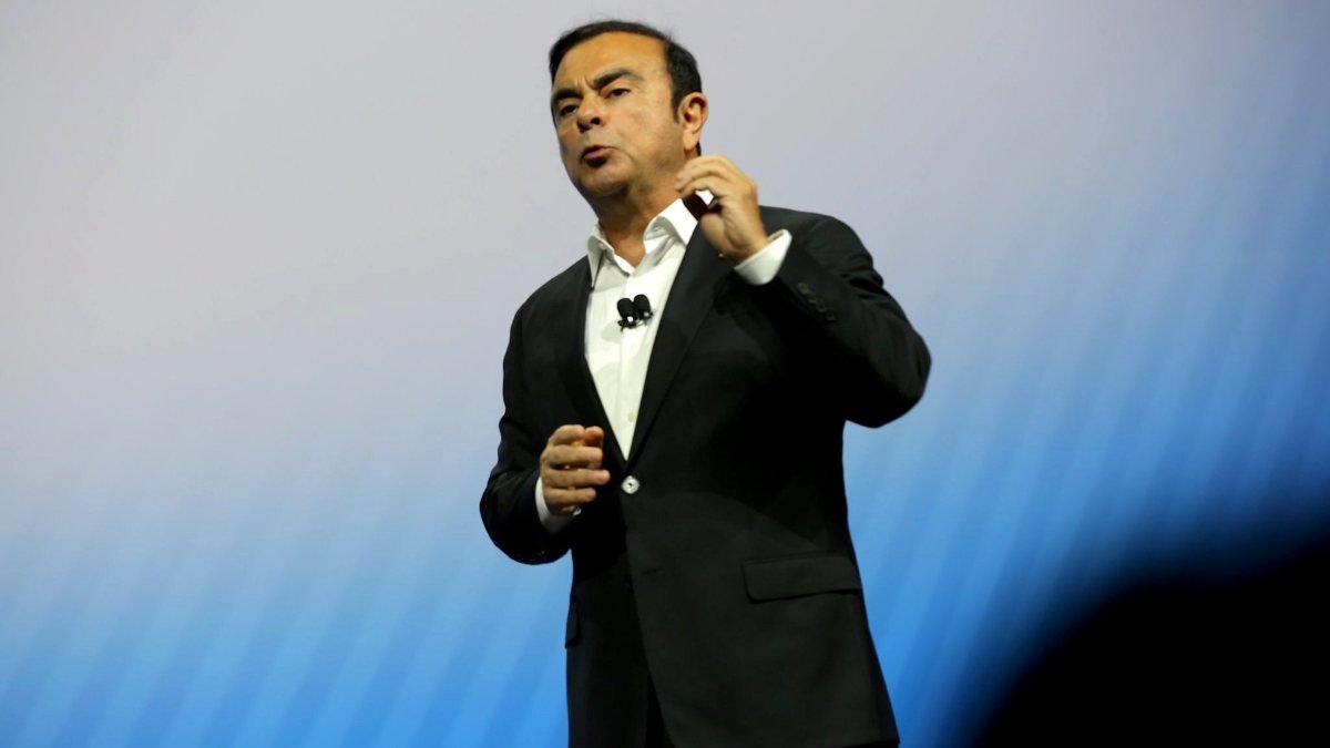 Kaçak eski Nissan CEO'su Carlos Ghosn: Pandemi üreticileri etkilemeye devam edecek