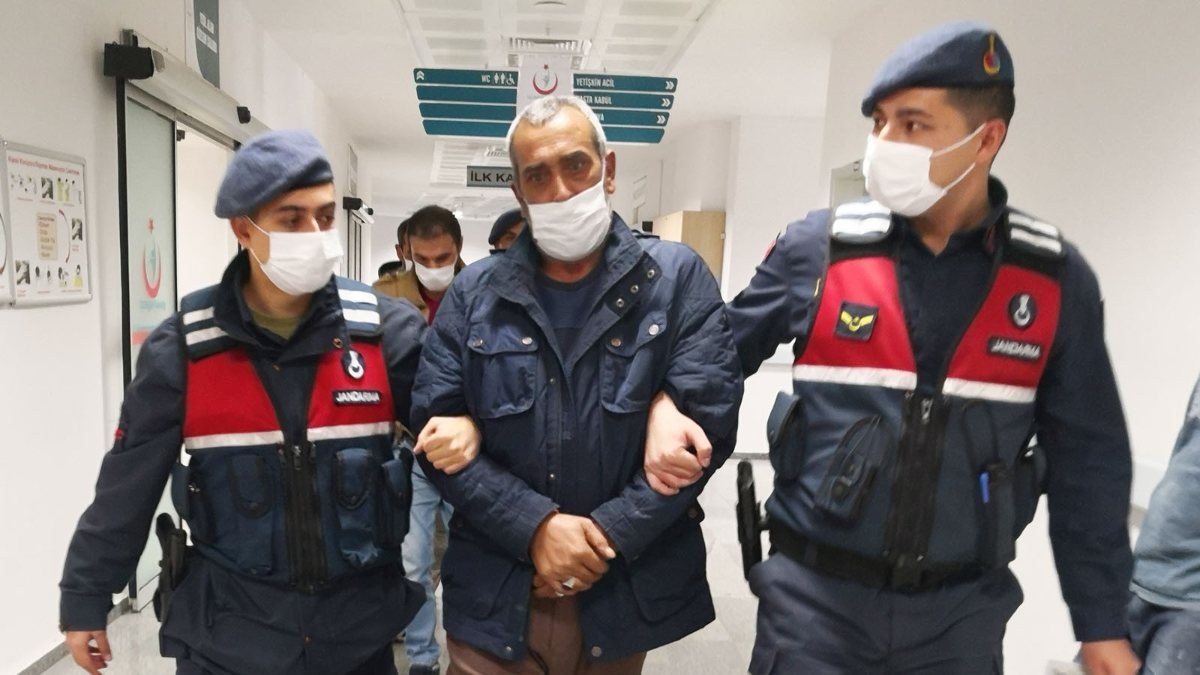 Aksaray'da uyuşturucuyla yakalanıp gazeteciye sataştı: Utanmıyor musun