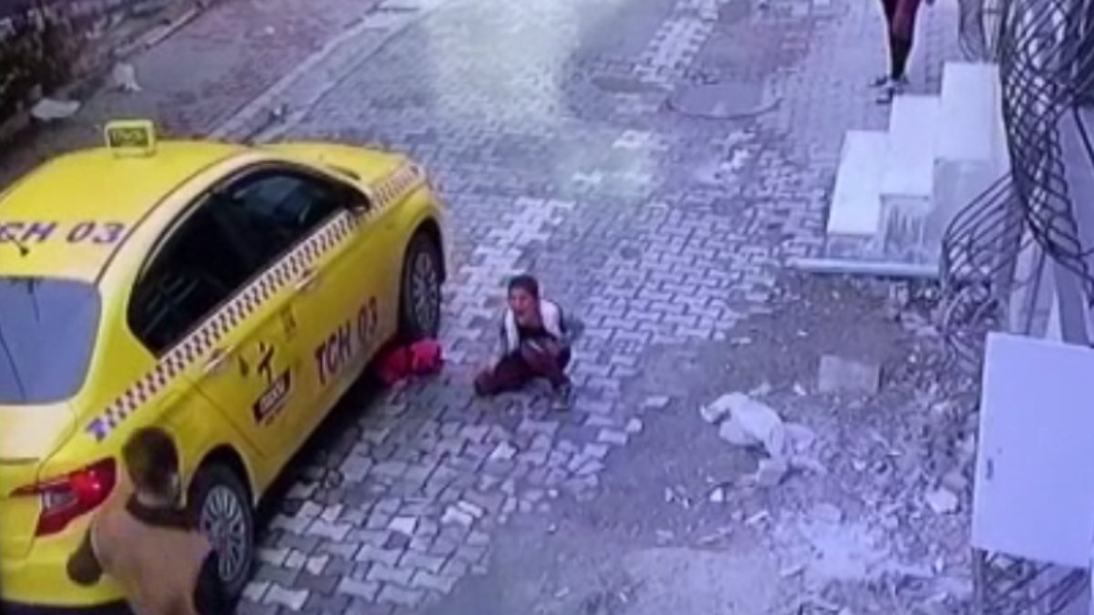 Esenyurt'ta 4 yaşındaki çocuğu taksi ezdi