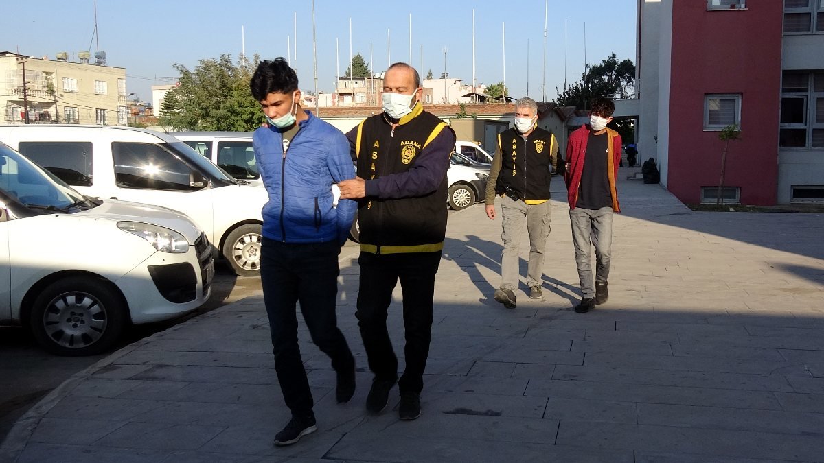 Adana'da motosikletiyle gezdirdiği şahsı gasbedip bıçakladı