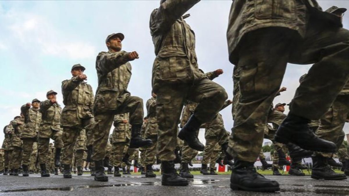 Türk Silahlı Kuvvetleri'nde 5 bin 587 personel ihraç edildi