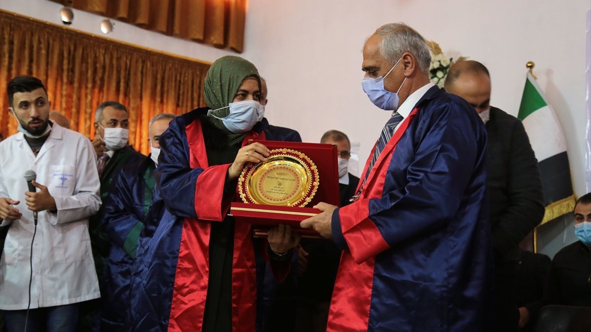 Fırat Kalkanı bölgesinde tıp fakültesi, ilk mezunlarını verdi
