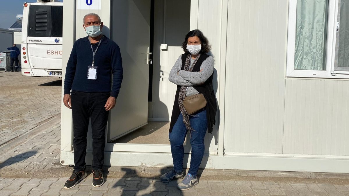 İzmir'de konteyner kente ilk depremzedeler yerleştirildi