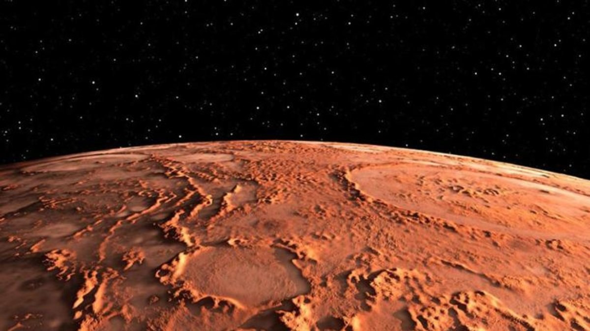 Mars'ta dev sel izleri keşfedildi