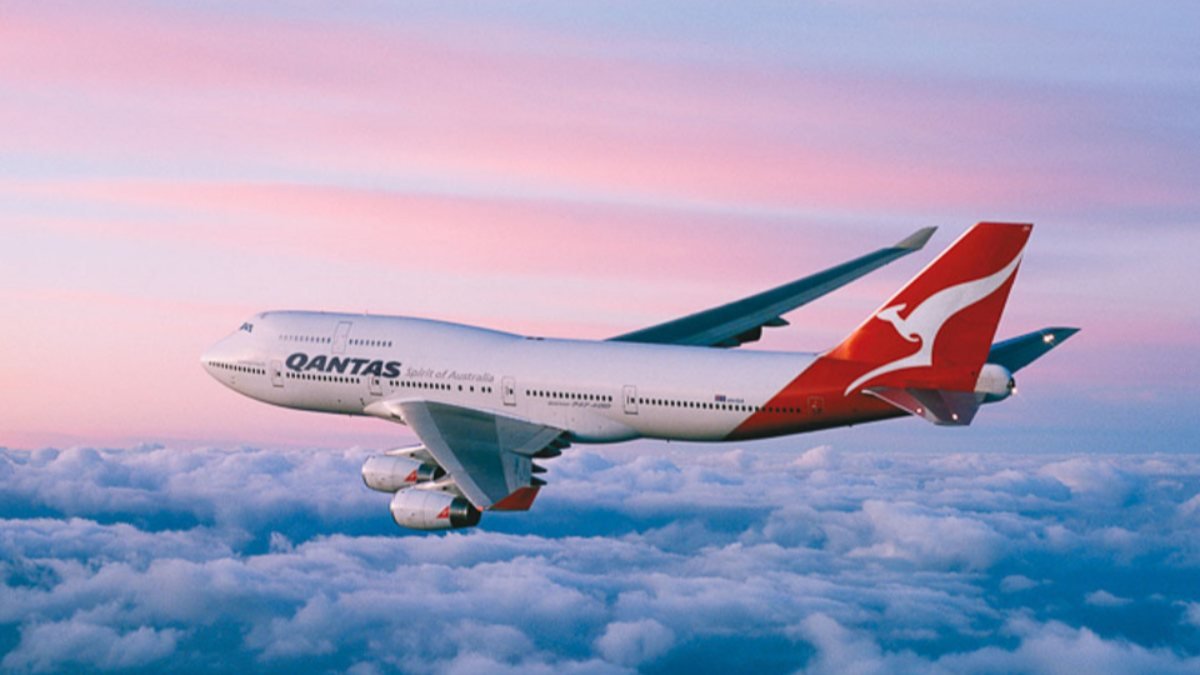 Qantas: Koronavirüs aşısı, uluslararası uçuşlarda zorunlu olacak