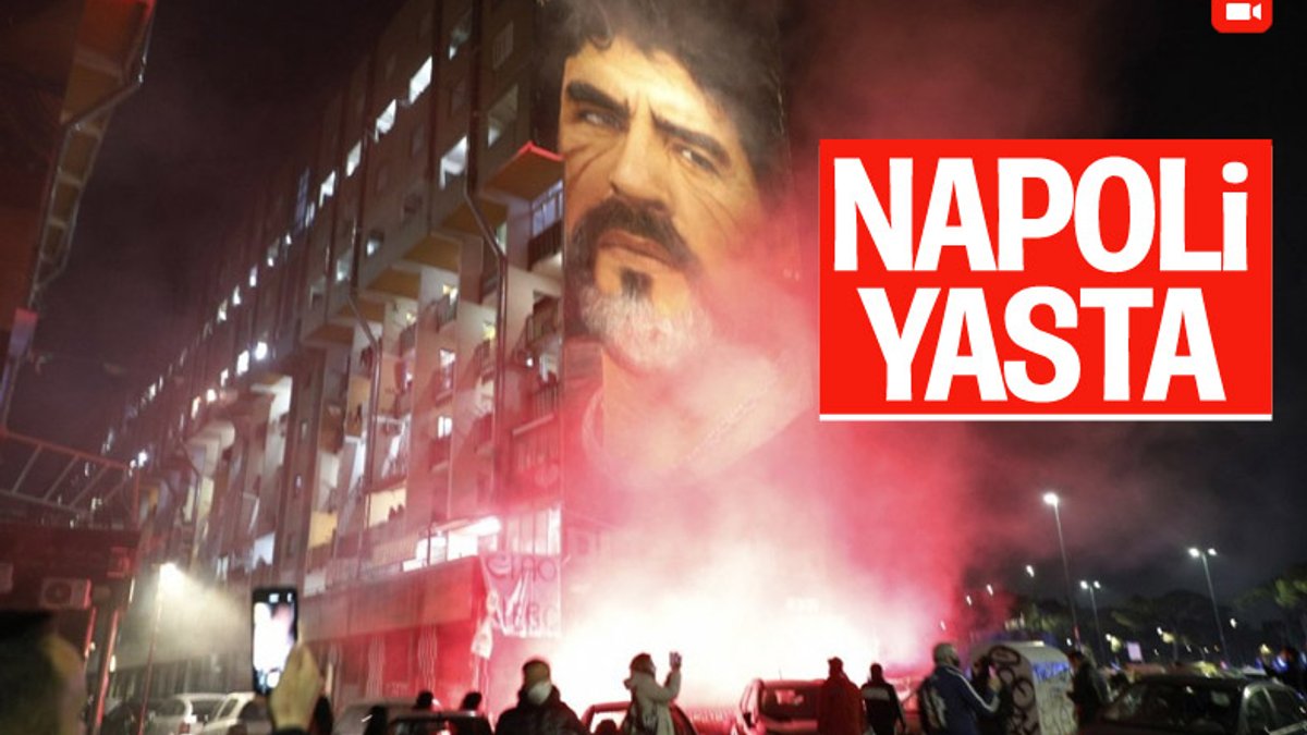 Maradona'nın ölümü, Napoli'yi yasa boğdu