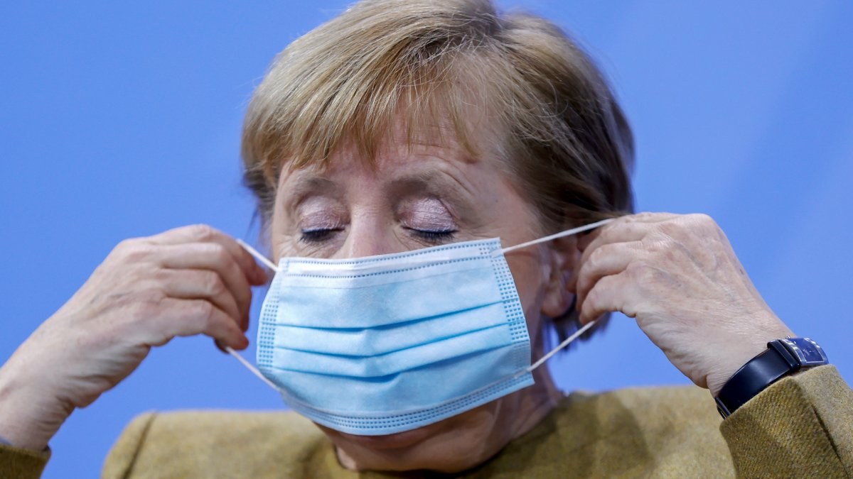 Almanya'da koronavirüs önlemleri artırılıyor