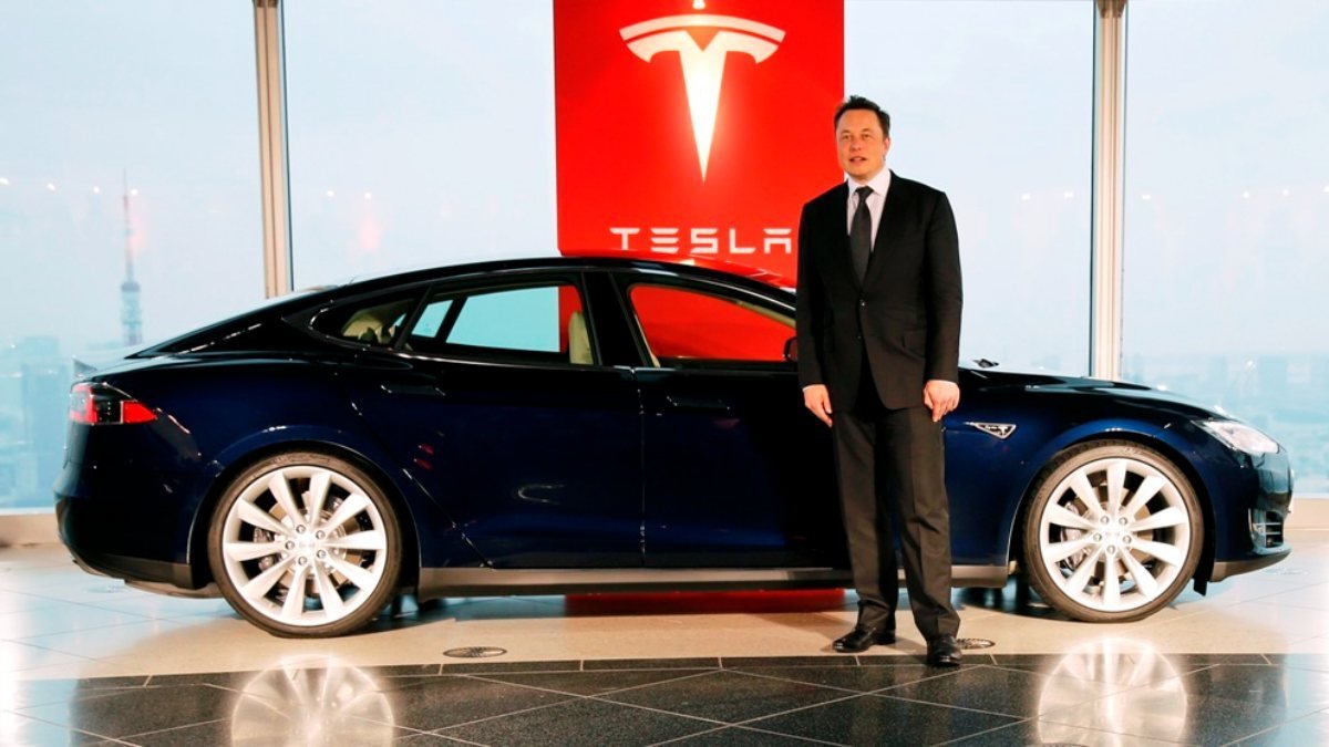 Tesla'nın piyasa değeri 500 milyar doları aştı