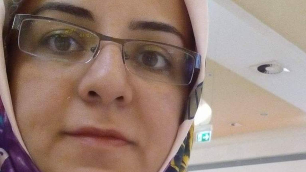 Konya'da Selver hemşire, koronavirüse yenildi
