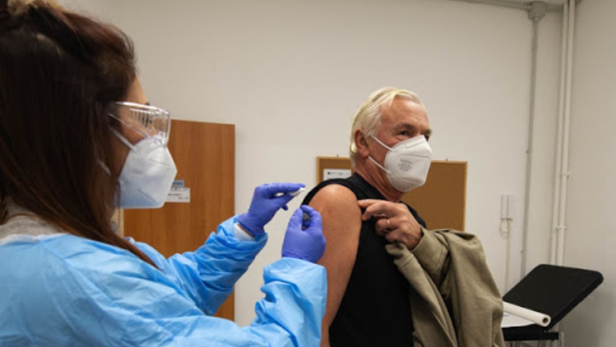 İtalya'da koronavirüs aşıları ocak ayından itibaren uygulanacak
