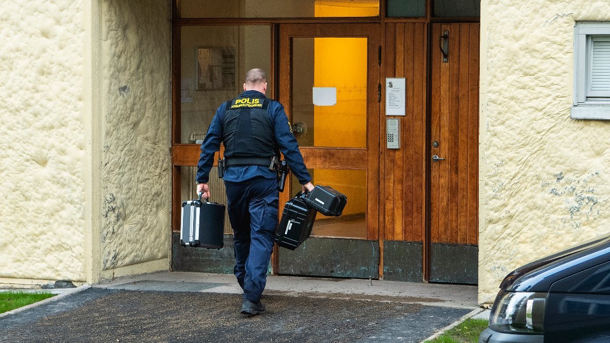 İsveç'te bir annenin oğlunu 30 yıldır evde esir tuttuğu ortaya çıktı