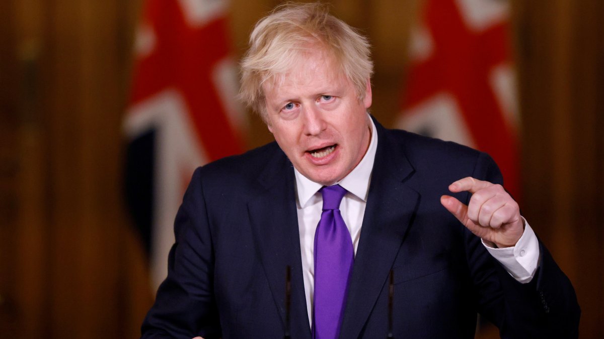 İngiltere Başbakanı Johnson: 350 milyon aşı sipariş ettik