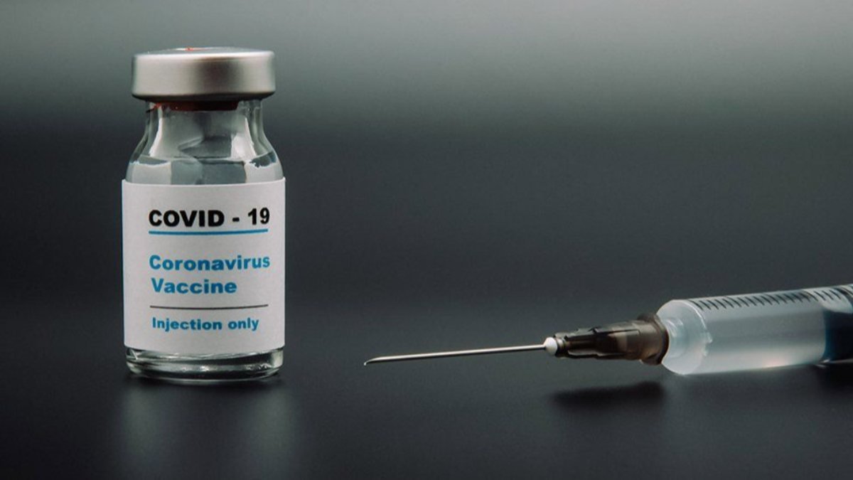Facebook ve Instagram, koronavirüs aşısıyla ilgili yanlış paylaşımları kaldıracak
