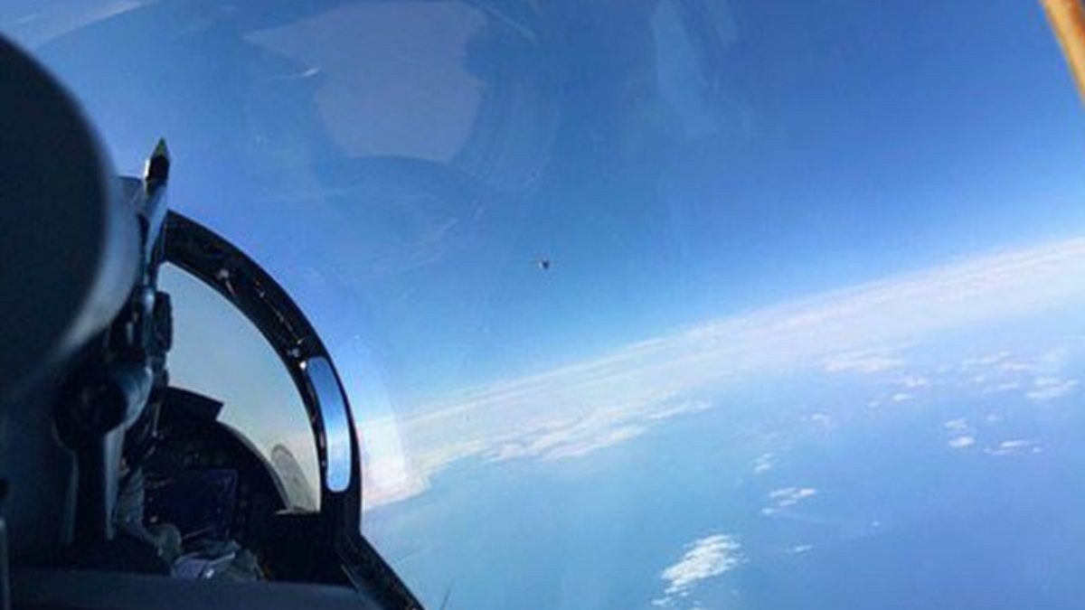 ABD'li savaş pilotunun çektiği UFO görüntüsü sızdırıldı