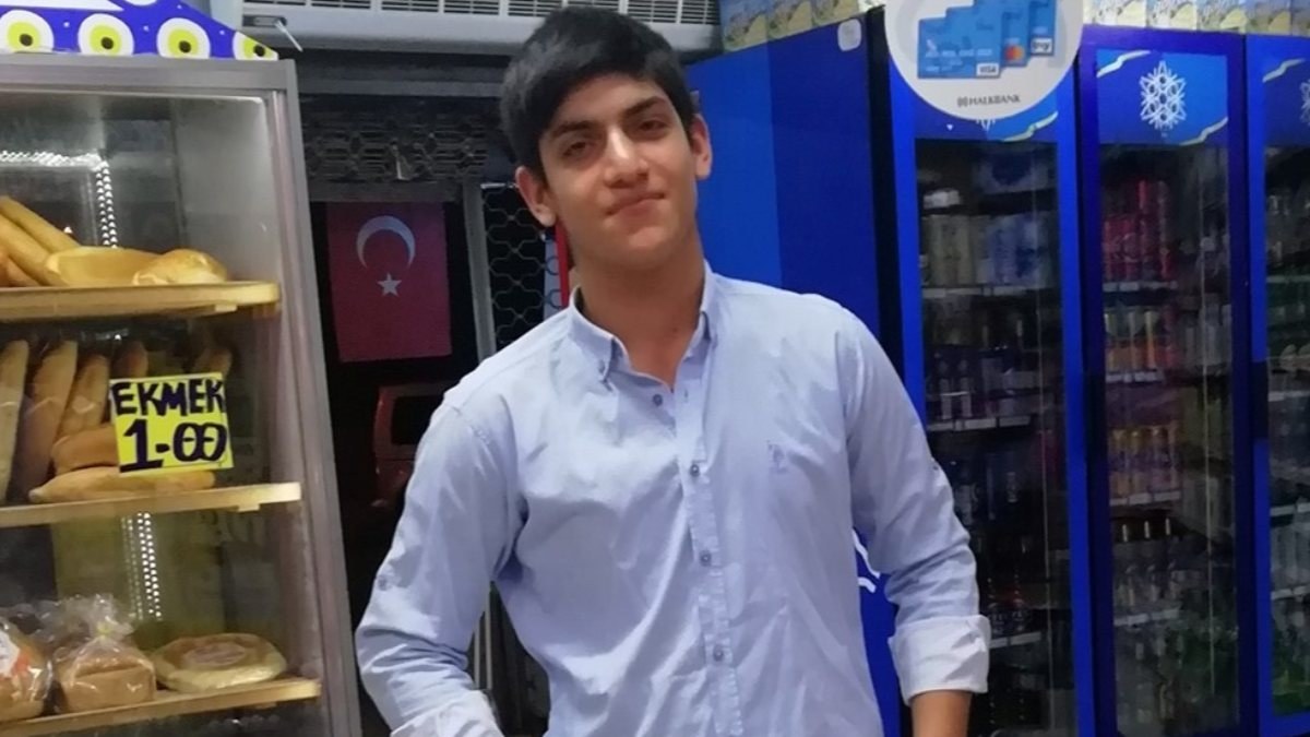 Antalya'da yaşayan Berkay 4 gündür kayıp