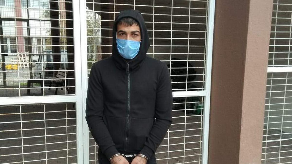 Tekirdağ'da cezaevi firarisi gizlendiği kanepenin altında yakalandı