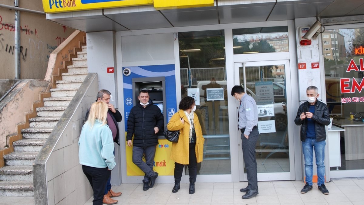 Ataşehir'de PTT şubesini soyan kişi pişman oldu