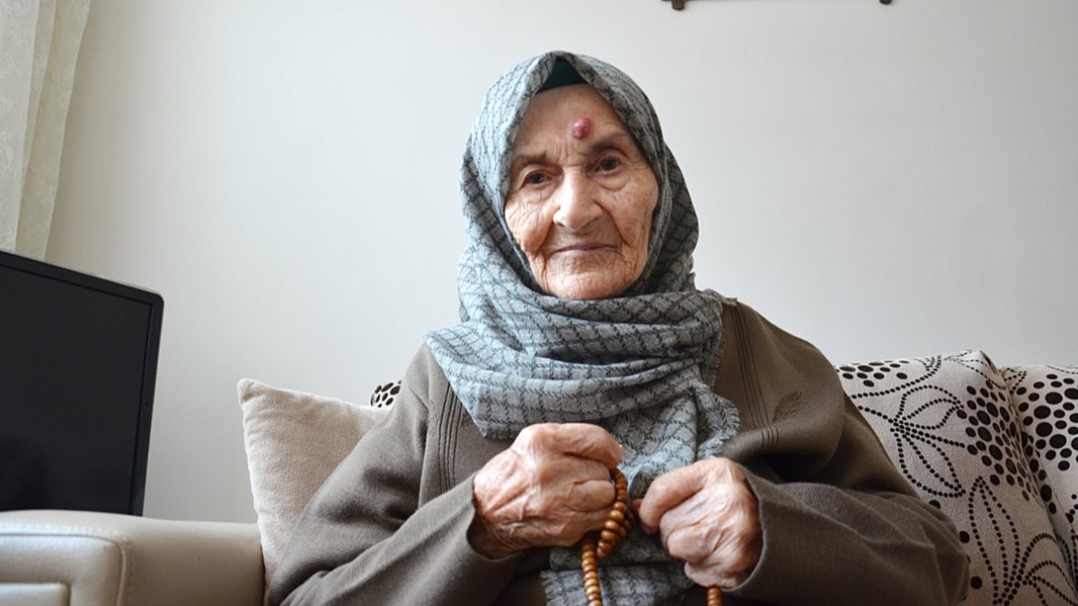 Şile'de 105 yaşında koronavirüsü yenmeyi başardı
