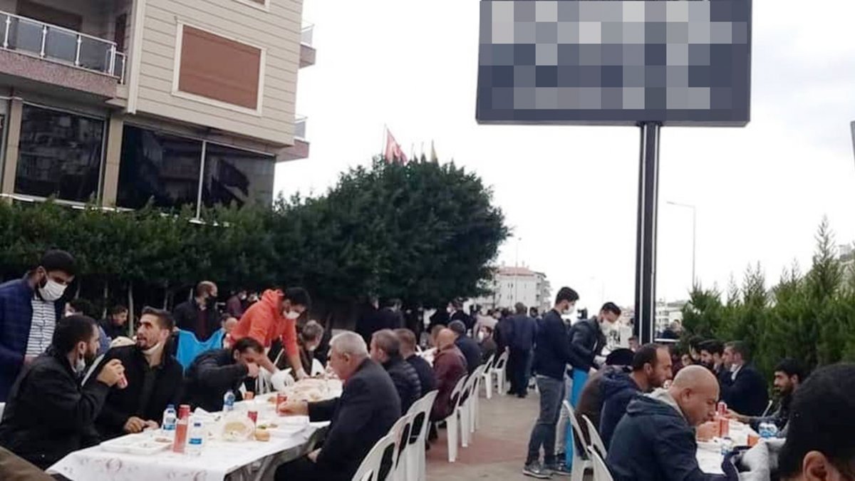 Antalya'da koronadan kaybettiği babası için yüzlerce kişiye mevlit yemeği yedirdi