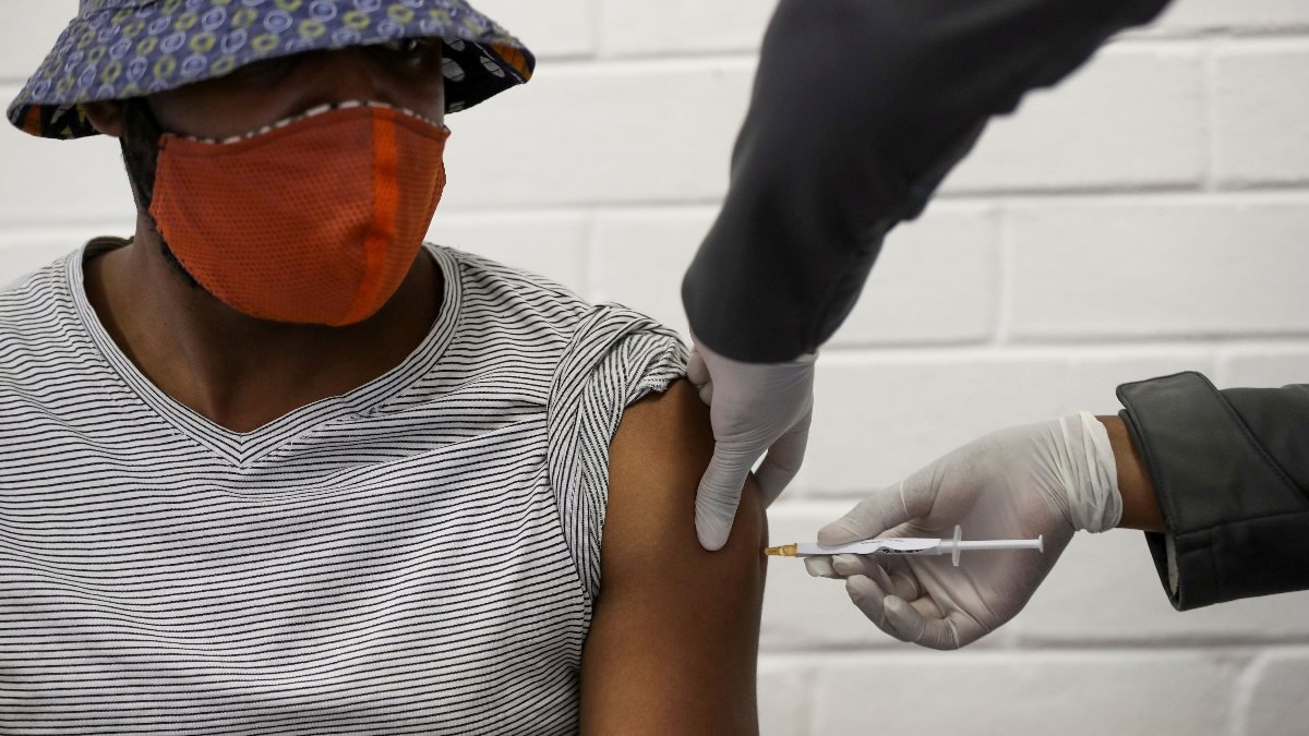Afrika'nın 750 milyon doz aşıya ihtiyacı var