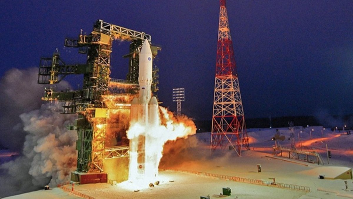 Rusya, Angara-A5 roketini fırlattı