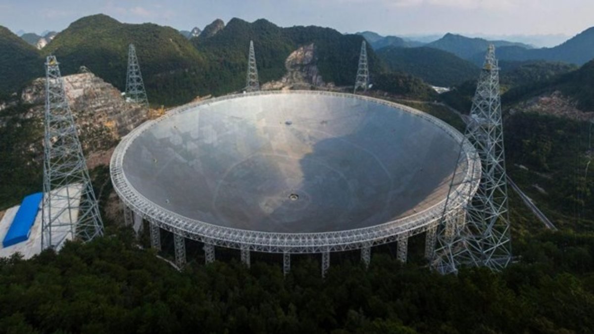 Çin'in gökyüzündeki gözü FAST teleskobu, yabancı bilim insanlarına açılıyor