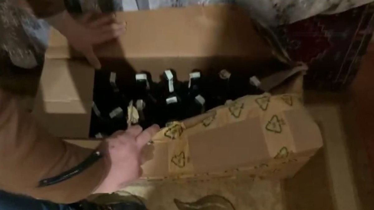 Aksaray polisi yılbaşı öncesi sahte içki faciasını önlendi
