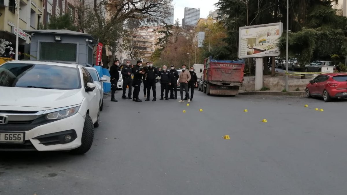Şişli'de polis merkezi önünde silahlı saldırı: 2 yaralı