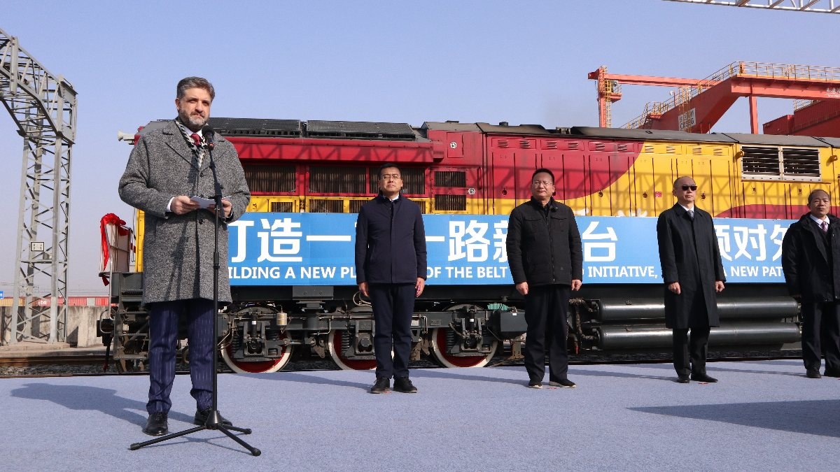 Türkiye’nin ihracat treni için Çin’de tören düzenlendi