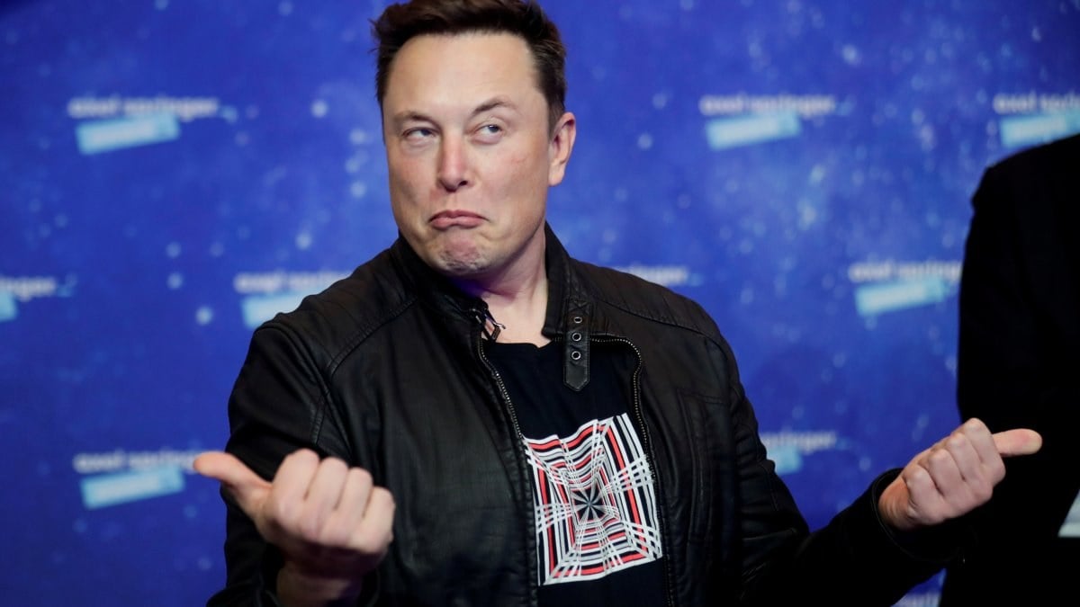 Elon Musk'tan Apple itirafı: Satacaktım