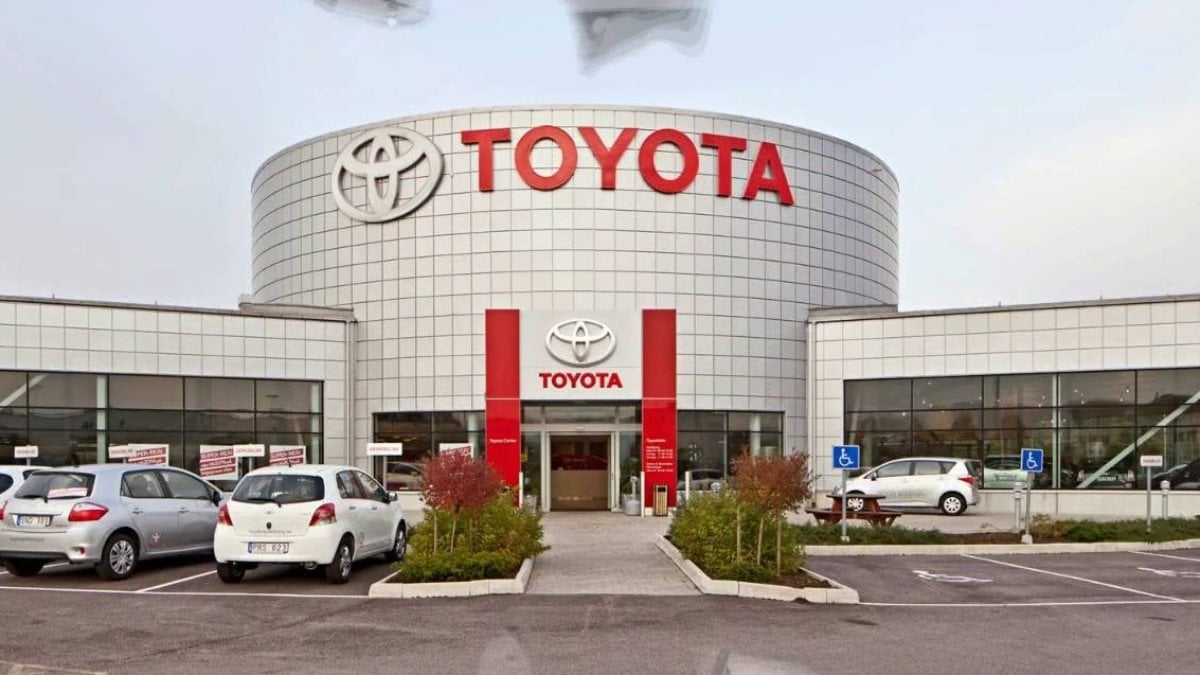 Toyota, İngiltere'de ve Fransa'da üretimi durduruyor