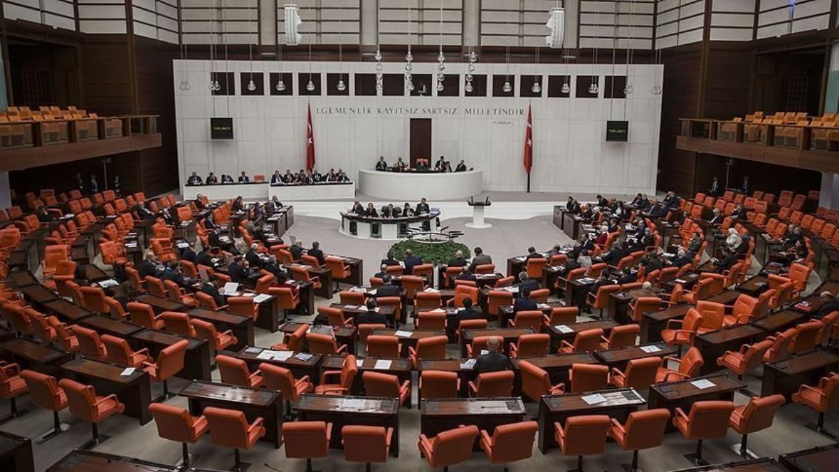 Kitle imha silahları ile ilgili kanun teklifinin birinci bölümü kabul edildi