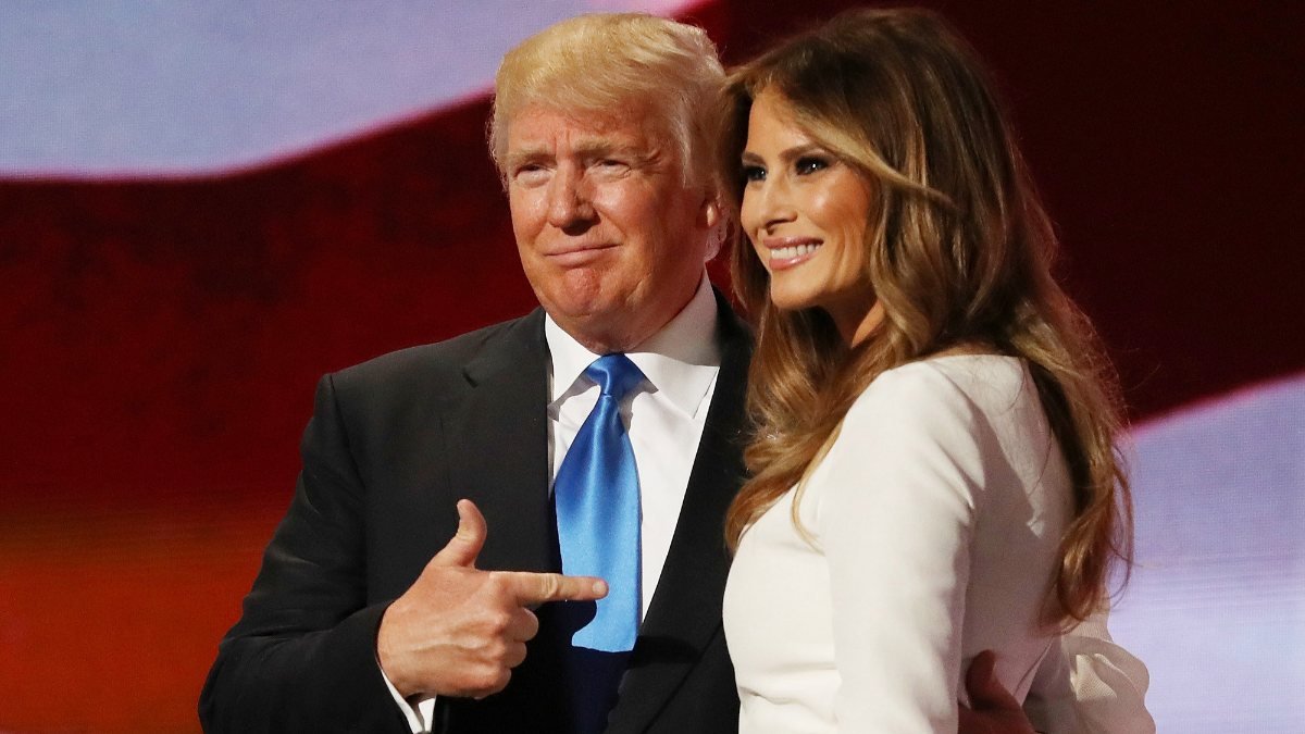 Donald Trump, eşi Melania Trump'ın dergi kapaklarında olmamasına kızdı