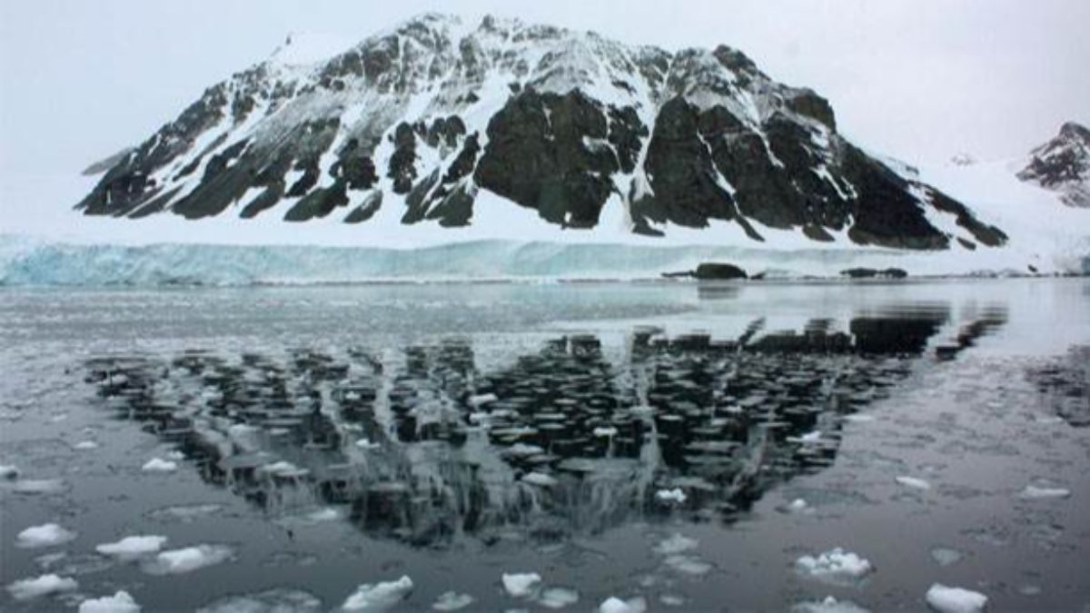 Bilim insanları, dünyadaki en eski buzu bulmaya çalışıyor