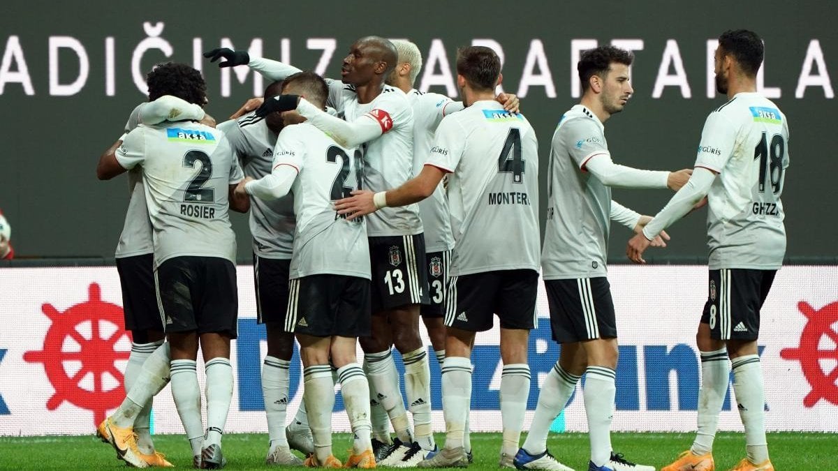 Kayserispor-Beşiktaş maçının ilk 11'leri