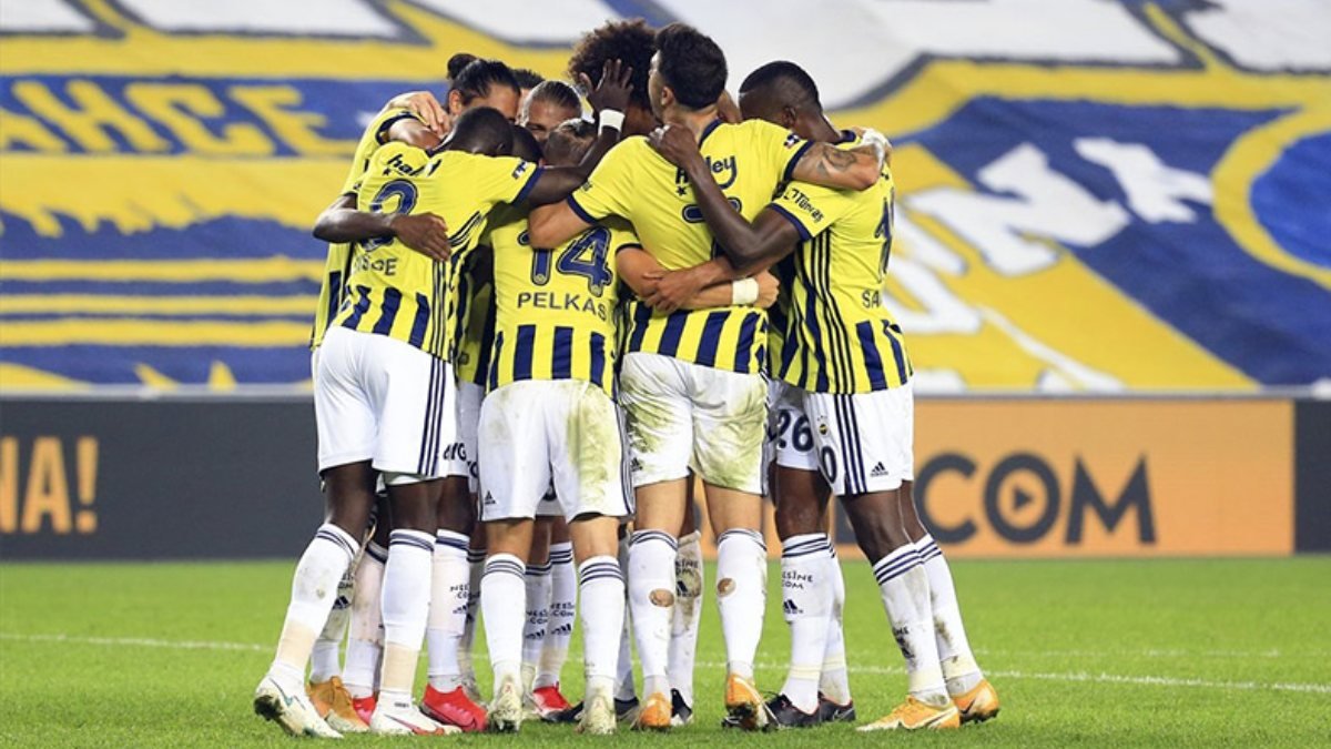 Kasımpaşa-Fenerbahçe maçının ilk 11'leri