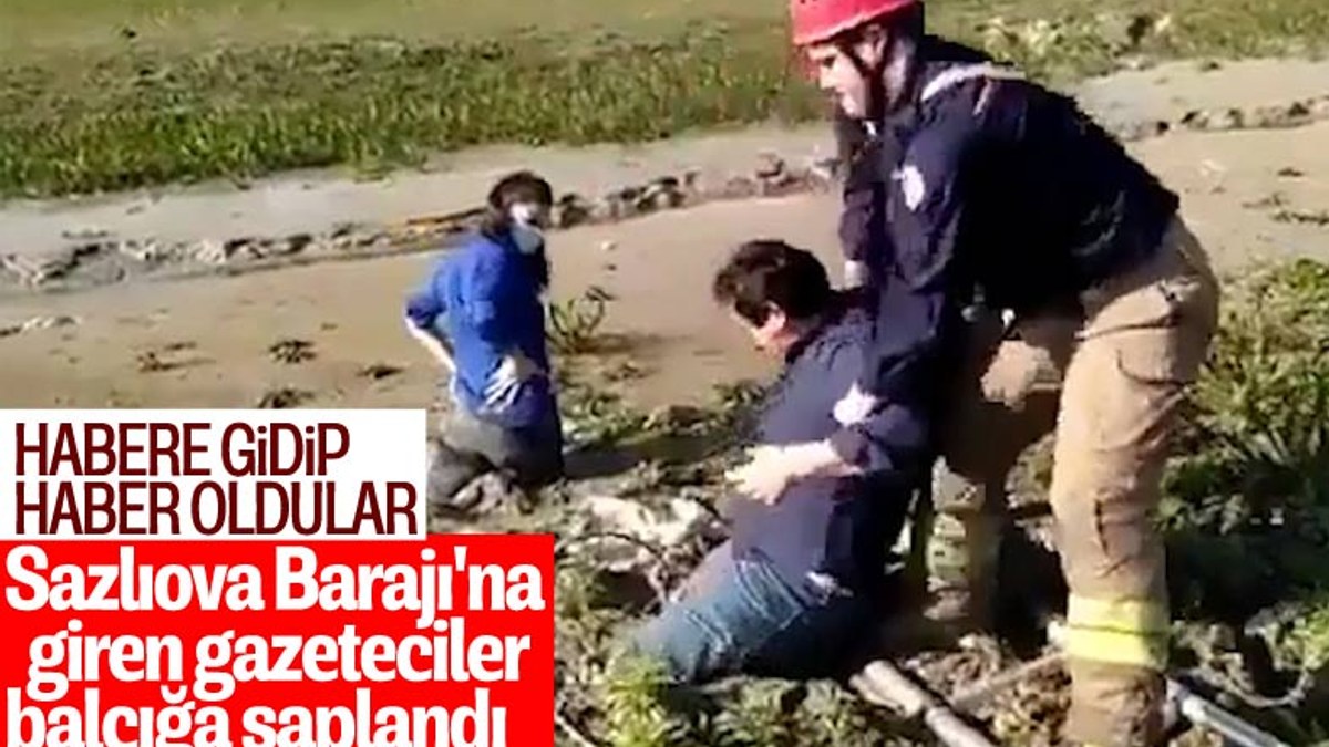 Sazlıbosna Barajı'na giden haberciler balçığa saplandı