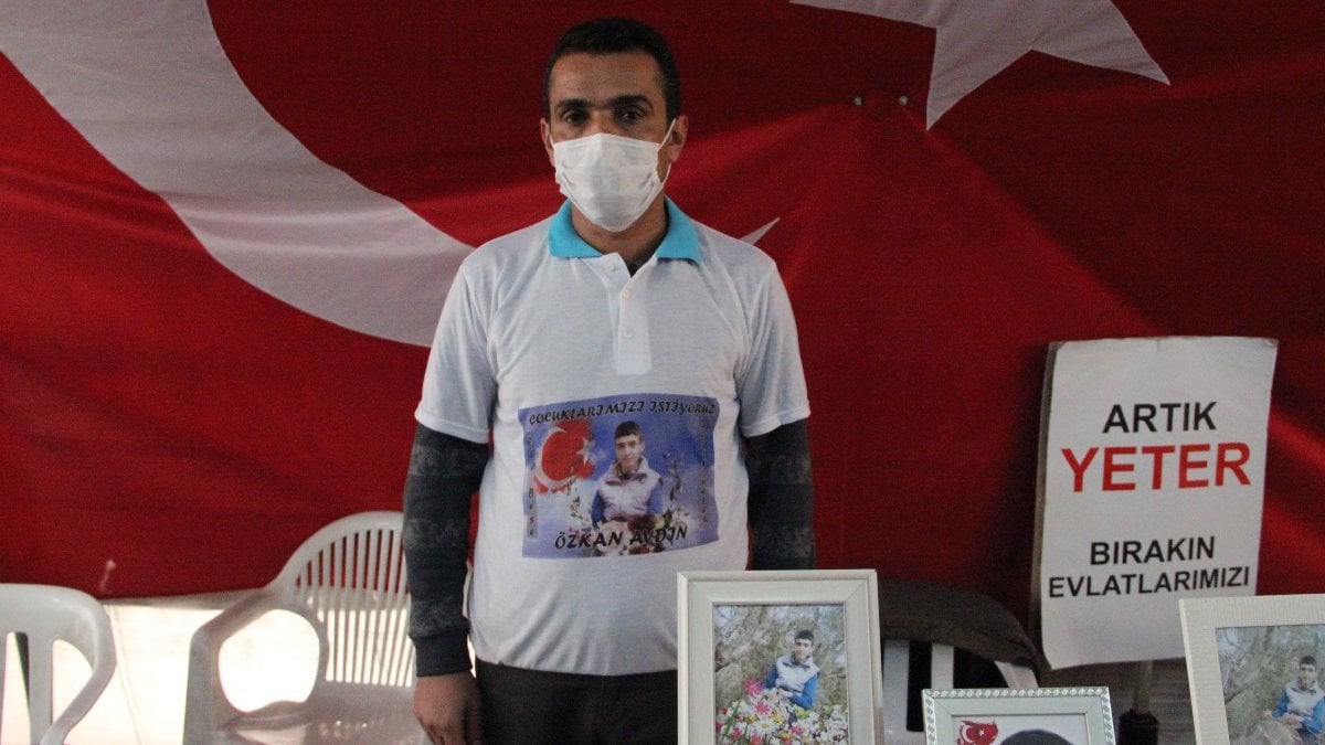 Diyarbakır'da evlat nöbetindeki baba: Beni tehdit ediyorlar